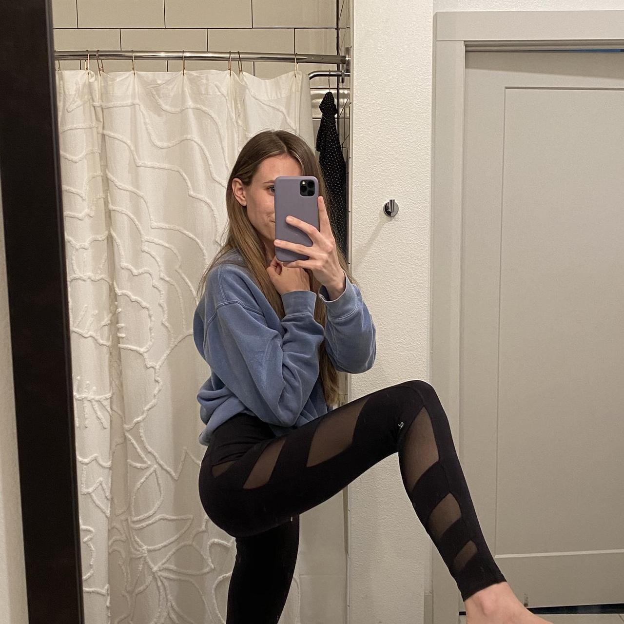 Alo Yoga Mesh Leggings , XS black leggings with mesh