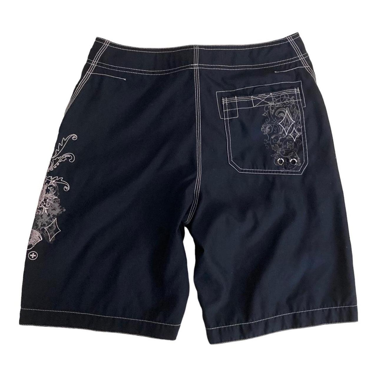 Old Navy Men's Navy and White Shorts Depop