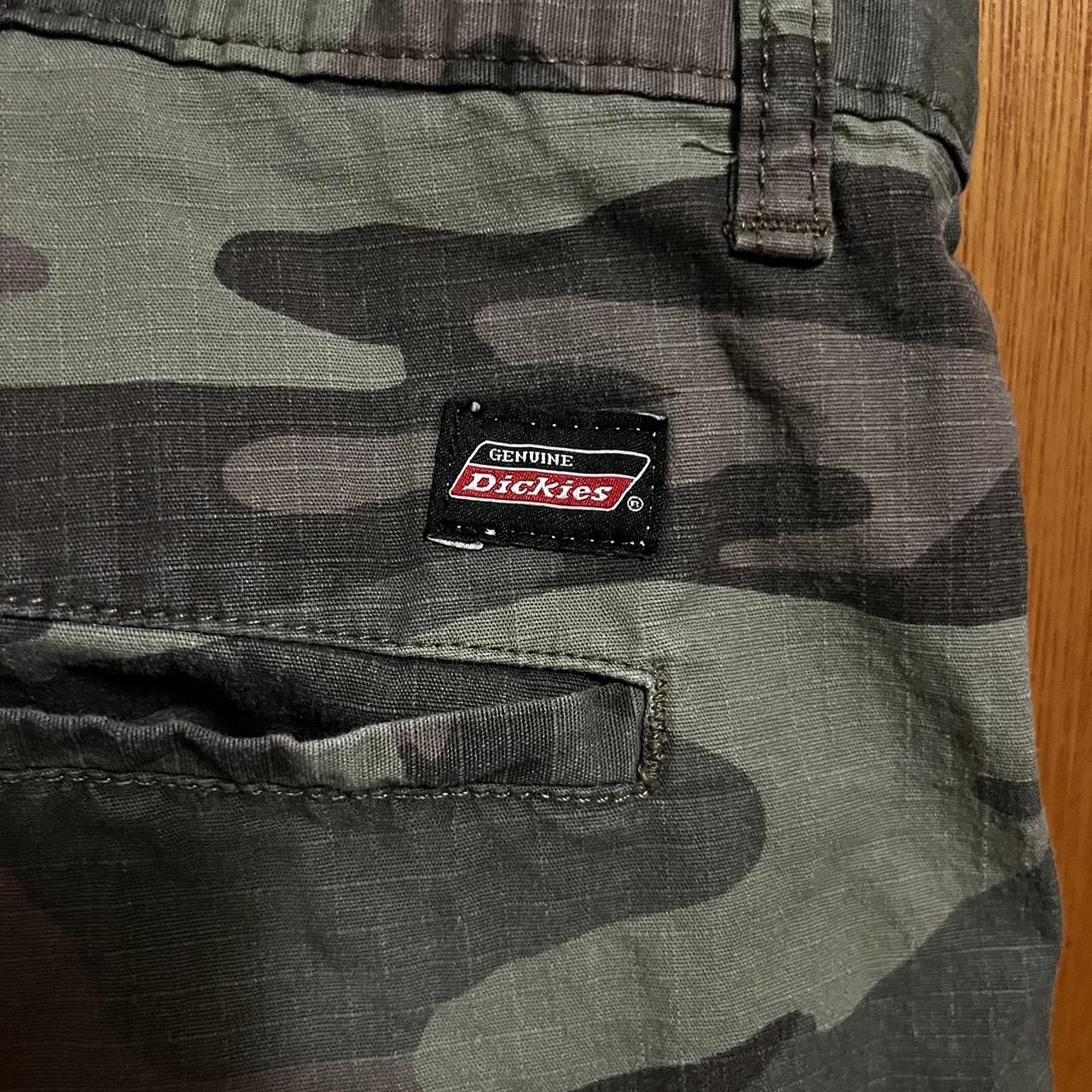 Dickies camo jorts‼️ Size:30 Color: camo Flaws: none 🤩 - Depop