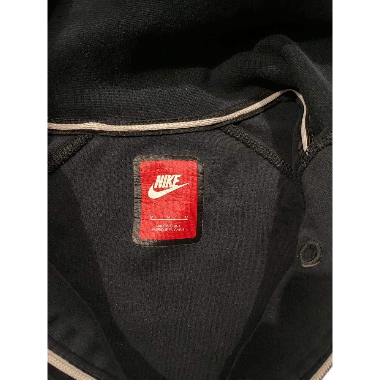 Nike Women's Black Jacket | Depop