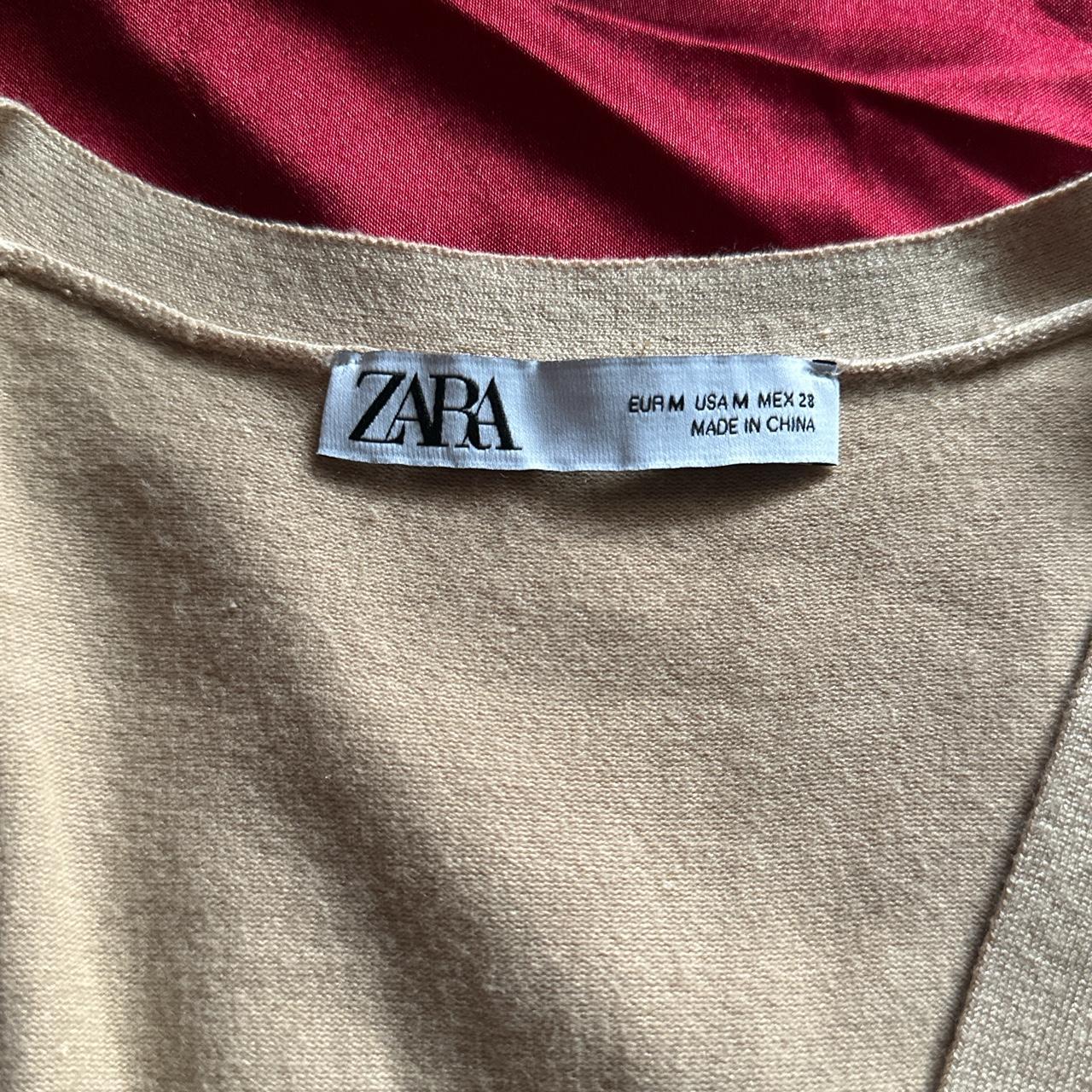Zara Women's Cream Gilet Depop