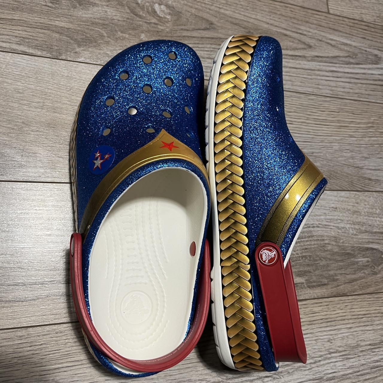 Wonder sales woman crocs