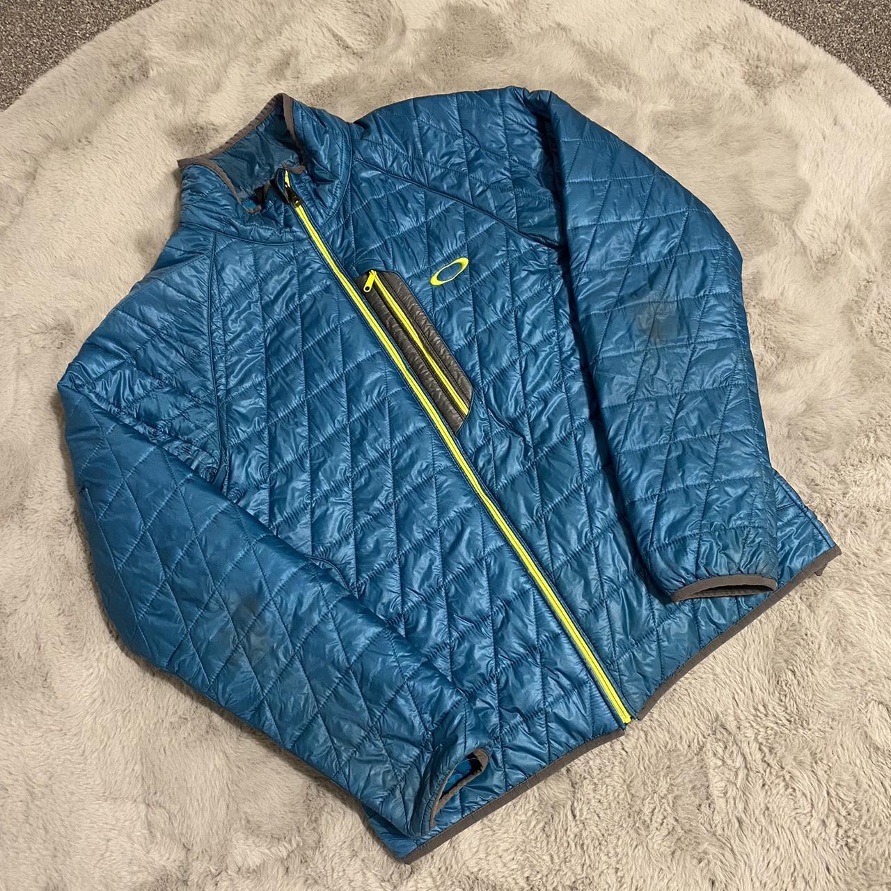 Oakley deals primaloft jacket