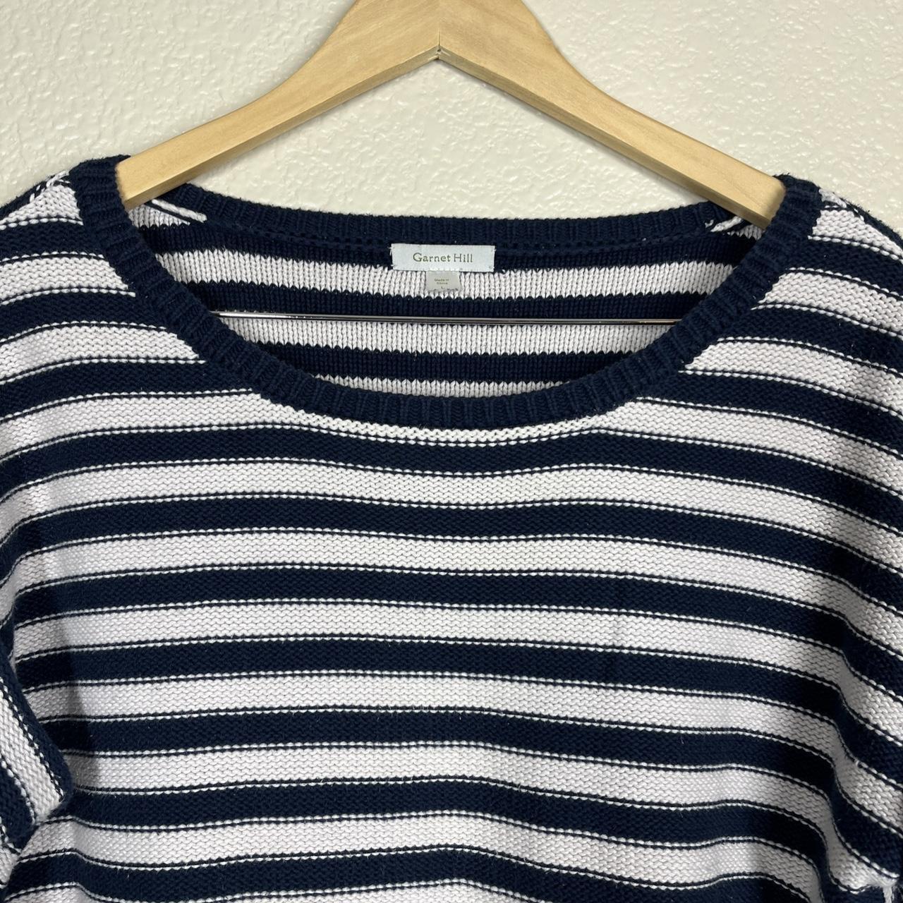 Garnet Hill Women's Navy and White Jumper | Depop