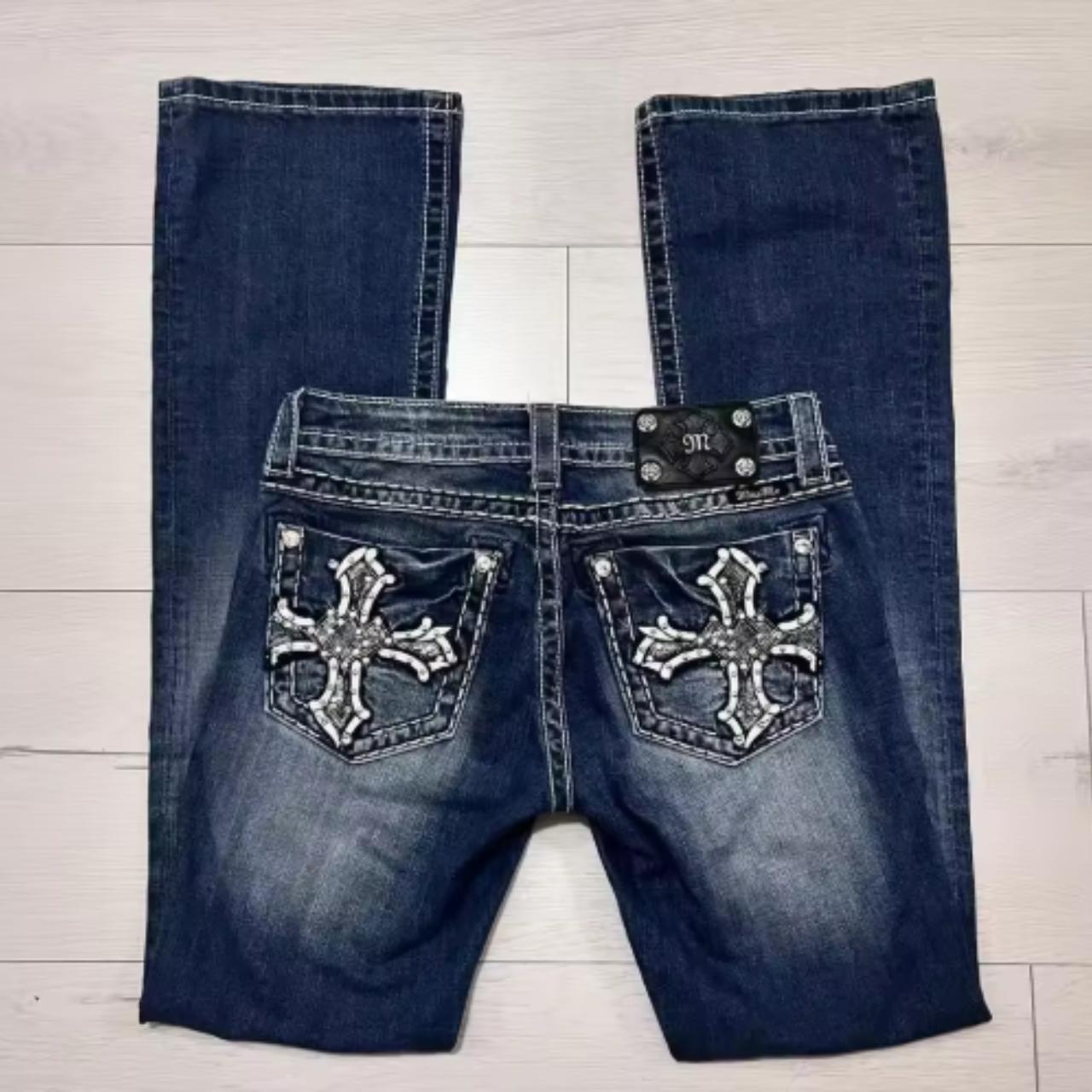 item listed by hottest_finds