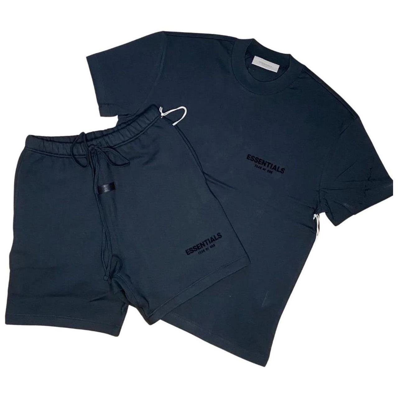 Essential store short set large