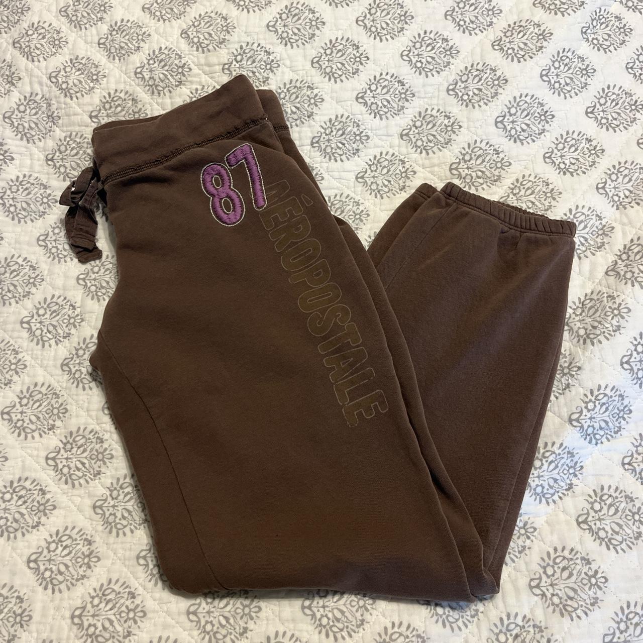 Y2K low rise Aeropostale brown sweatpants Size - Depop