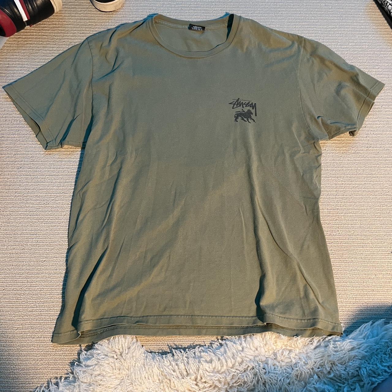 Stüssy Men's Green T-shirt | Depop