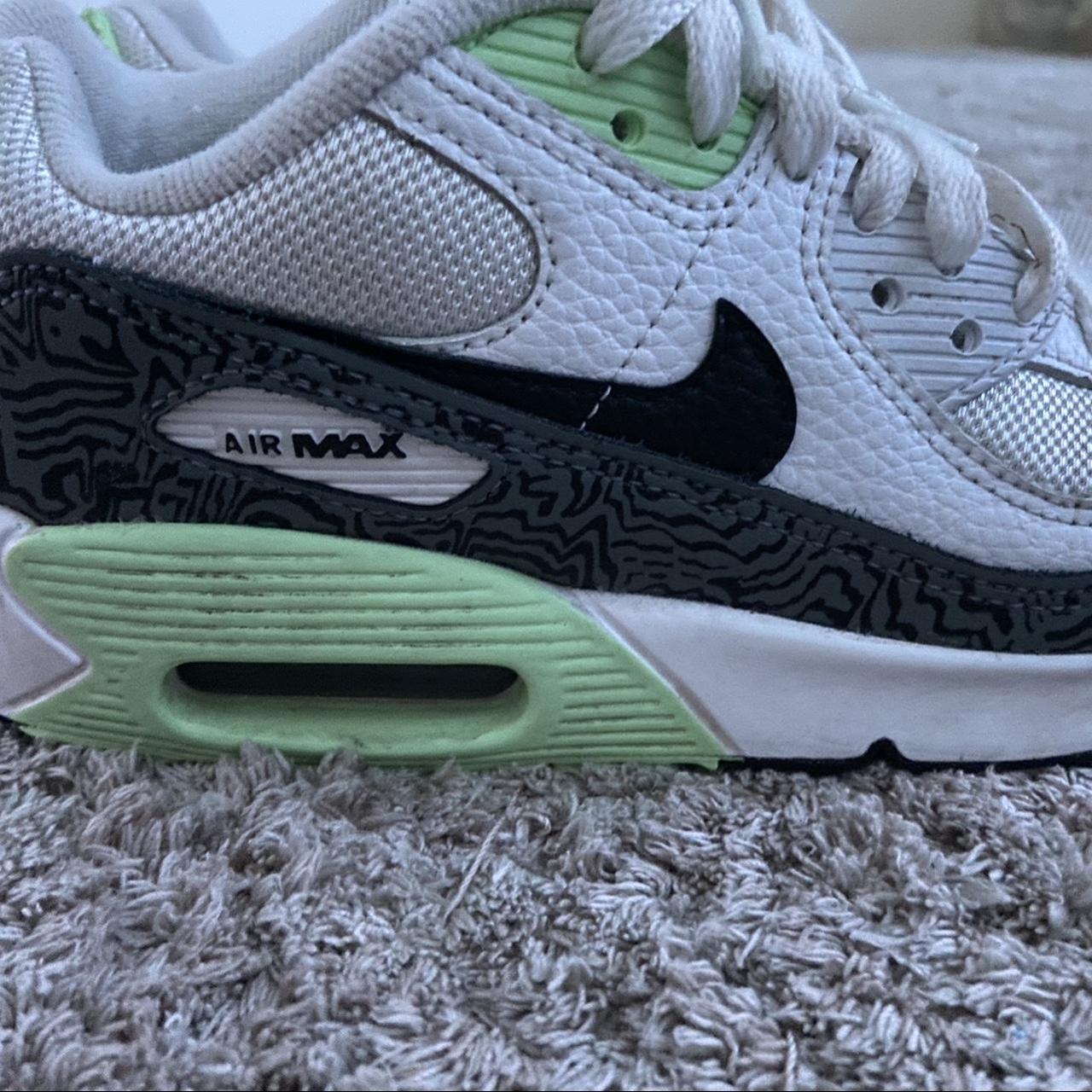 nike air 90s womens