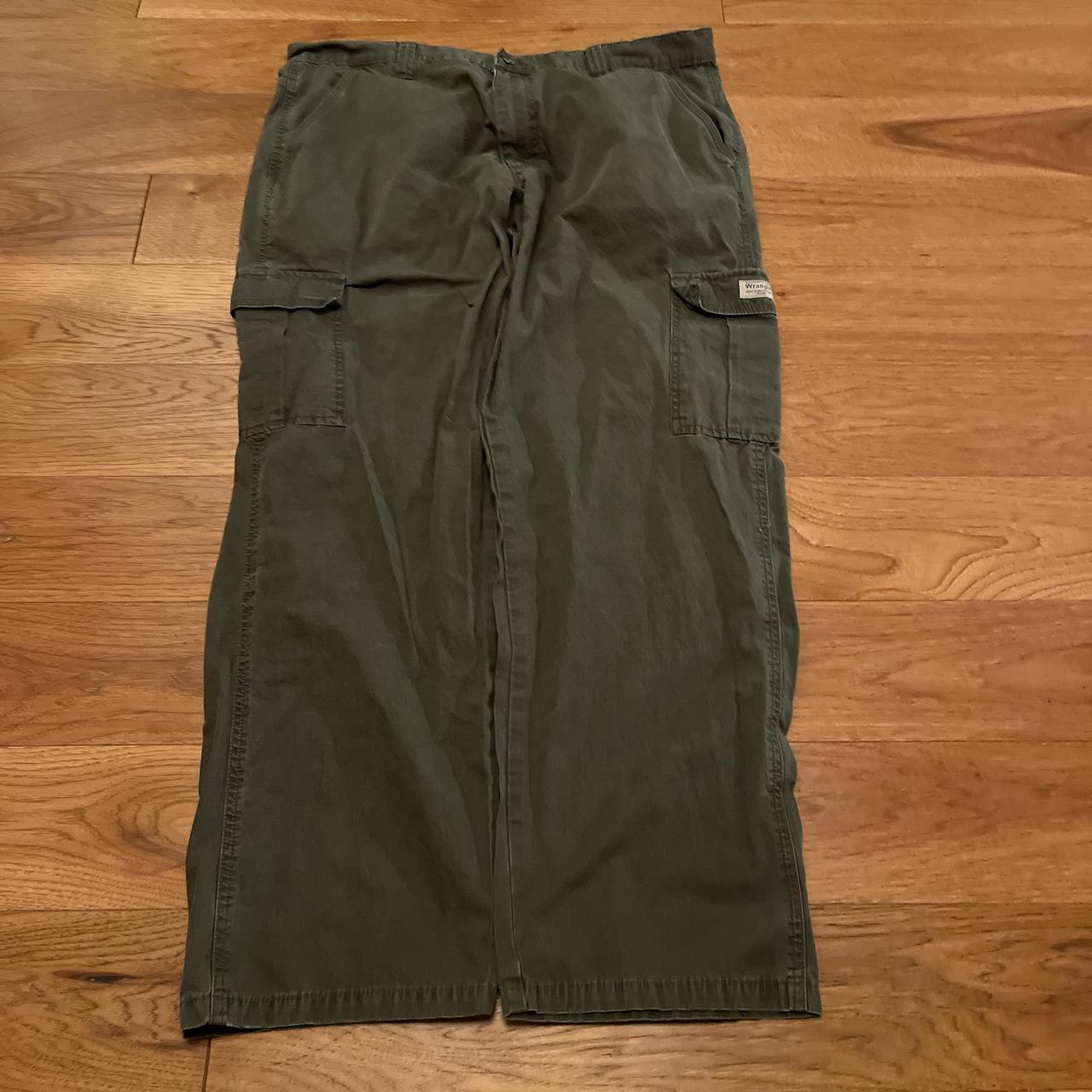 baggy wrangler cargo pants great pants for skating... Depop