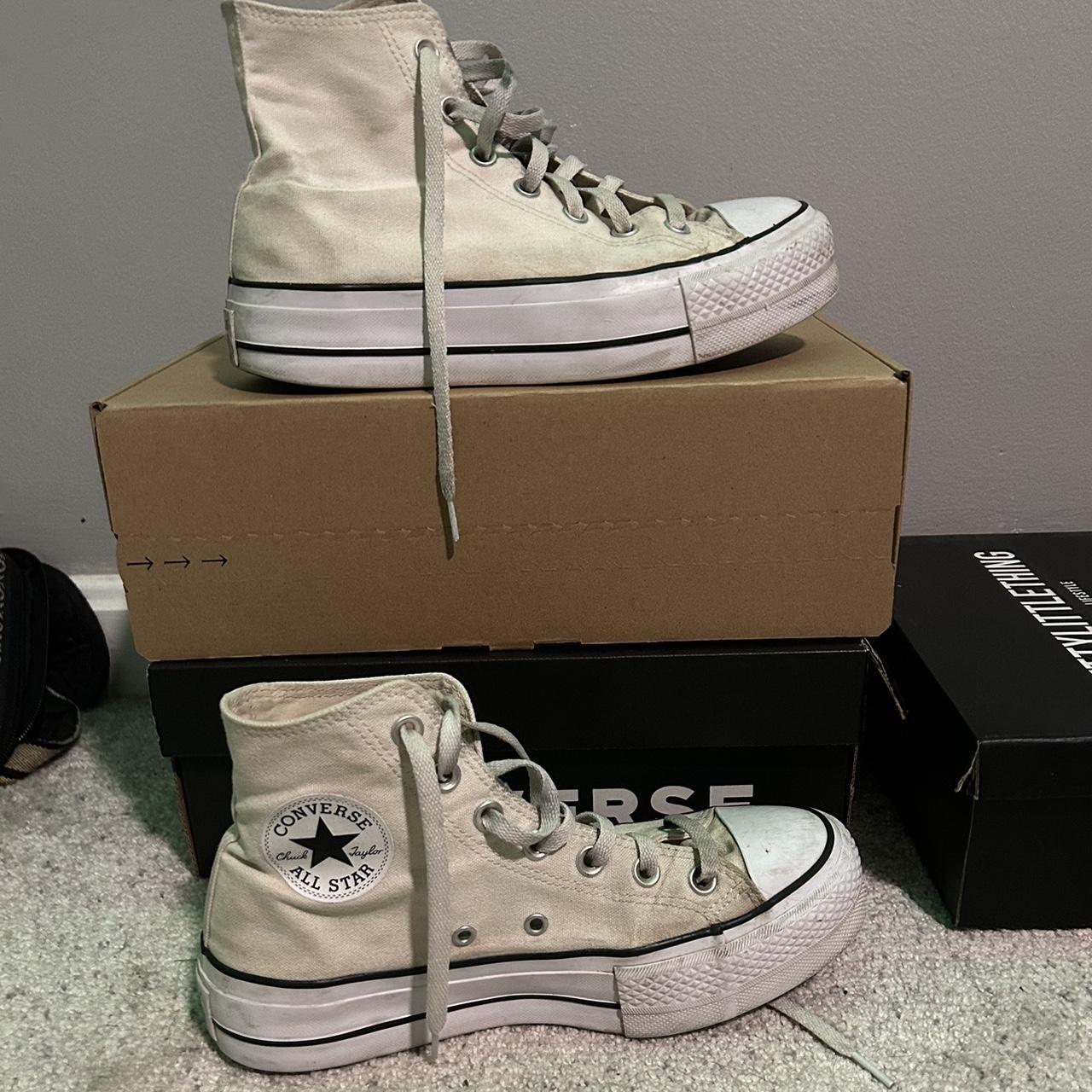 Converse Platform White High Tops Size 7 in Women’s... - Depop