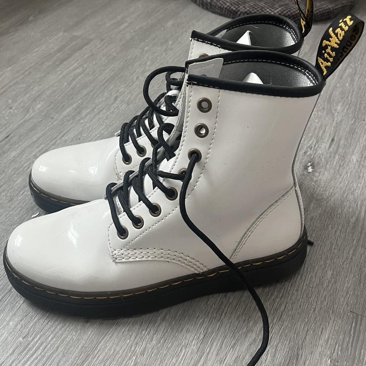 item listed by tessacouch0