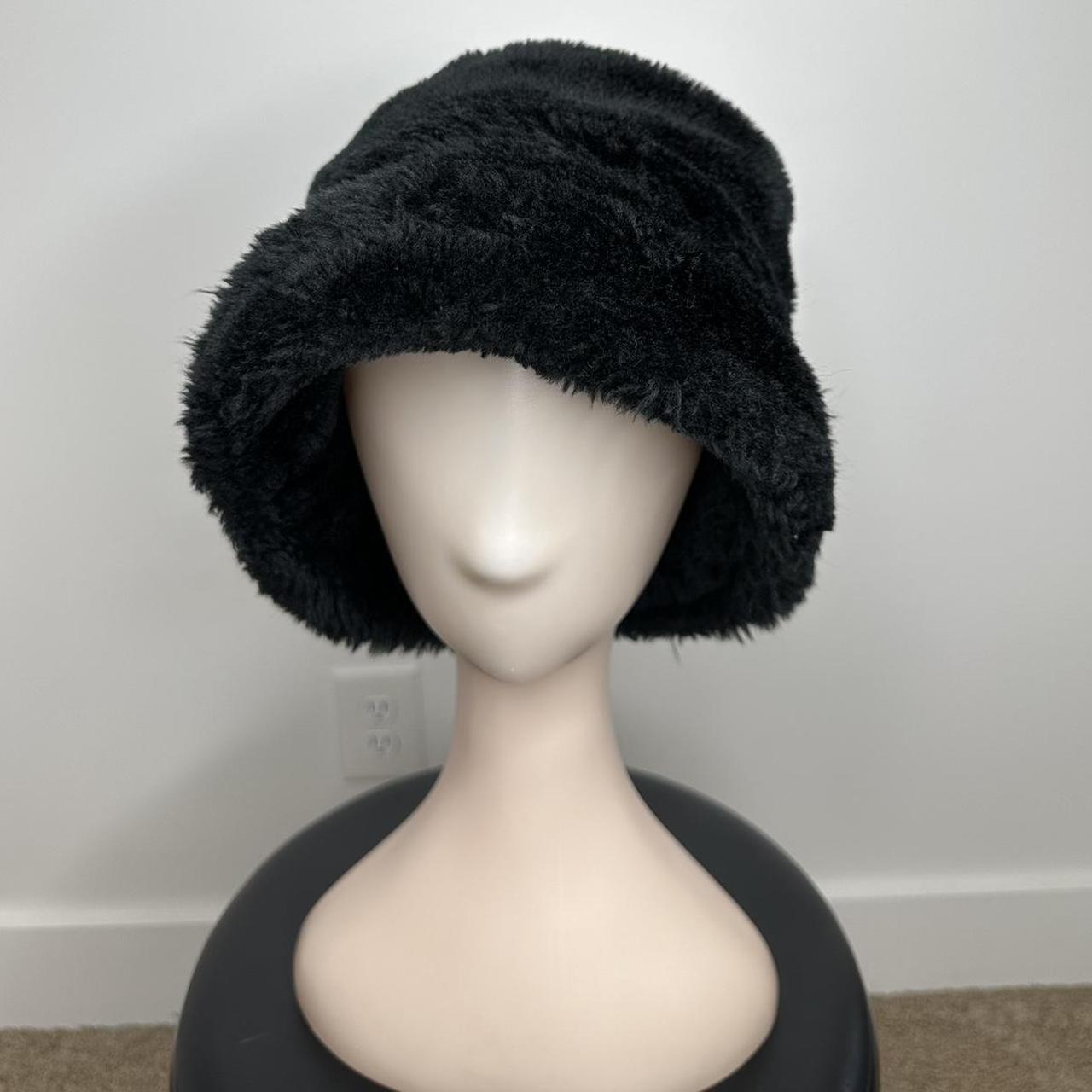 item listed by starr_gorl