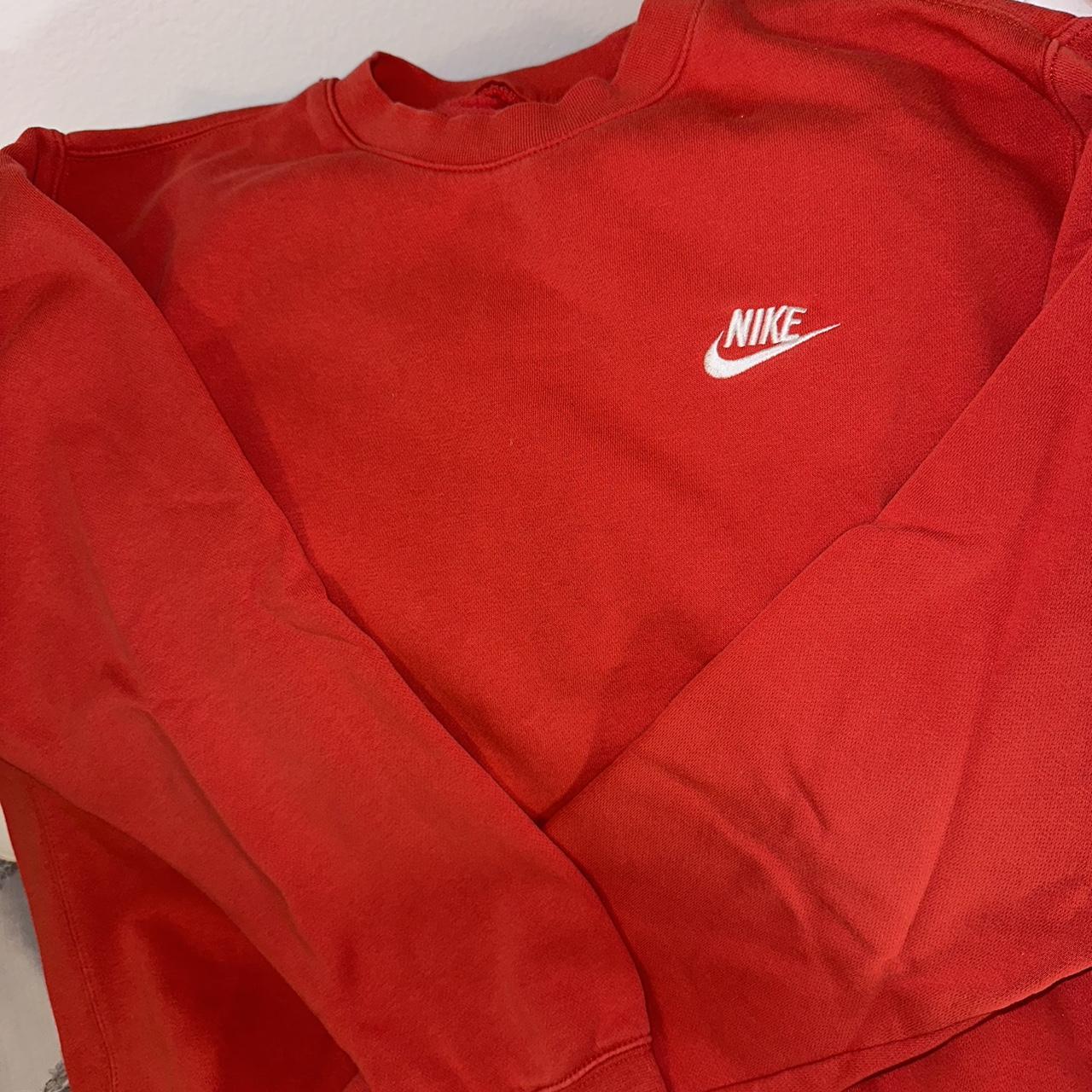 nike red sweater women's