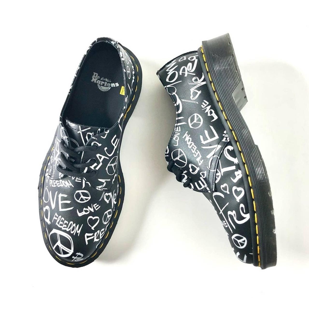 Dr martens store 1461 script