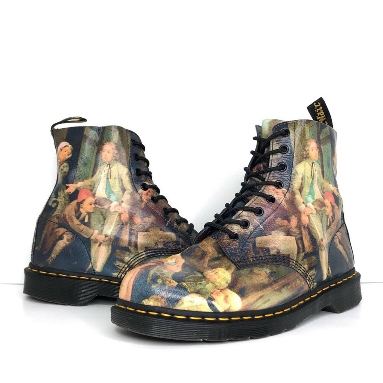 Dr clearance martens hogarth