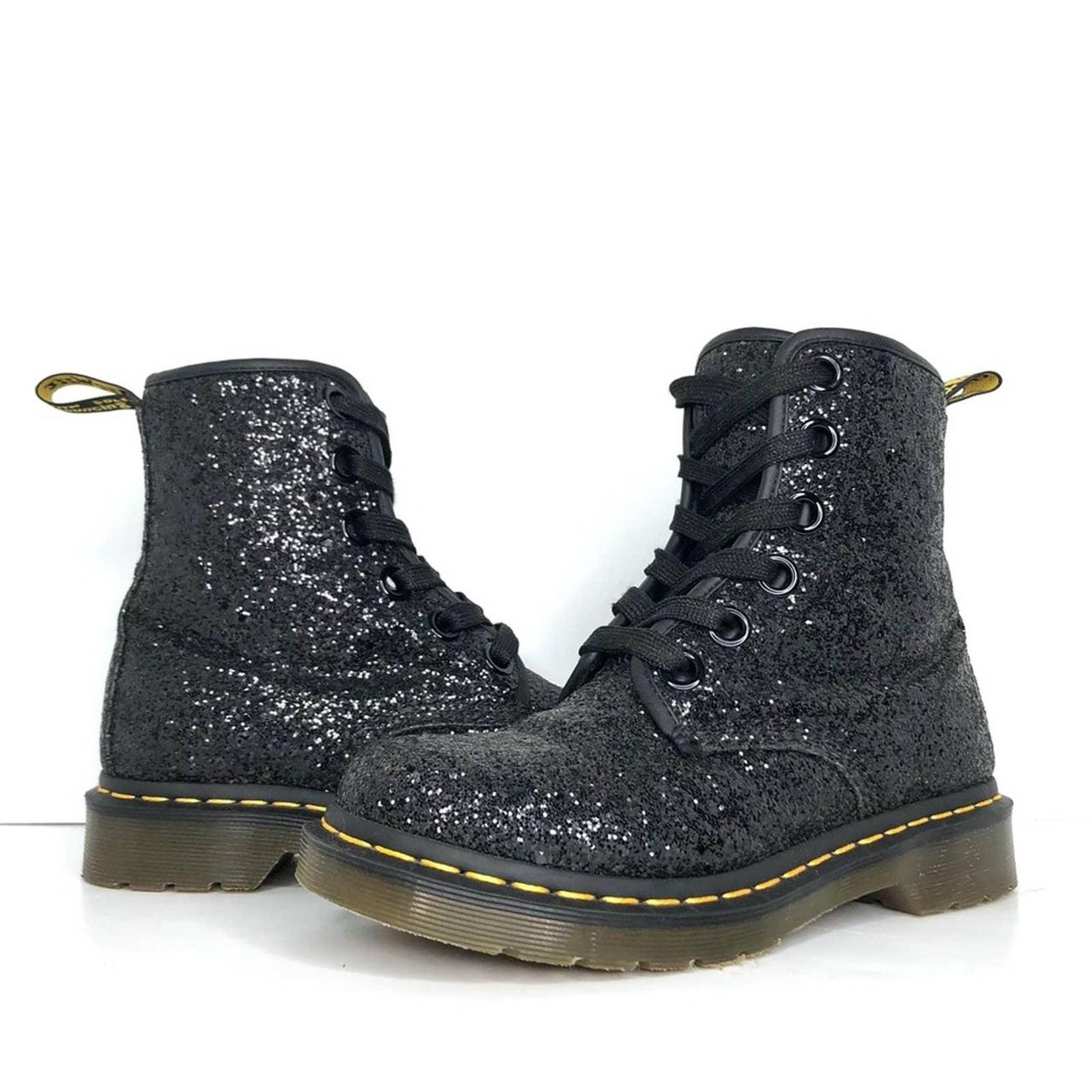 black glitter dms