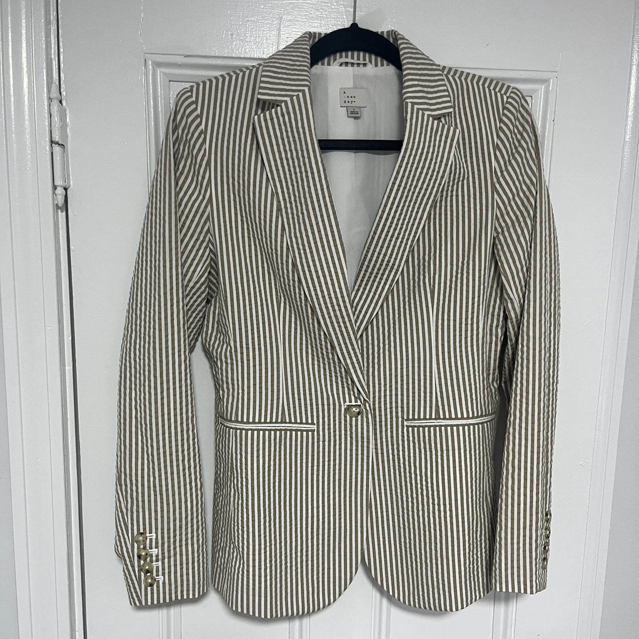 Elegant B&W plaid Talbots blazer size 16, cotton, - Depop