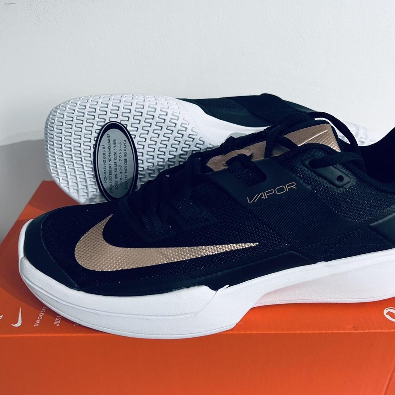 womens nike trainers very