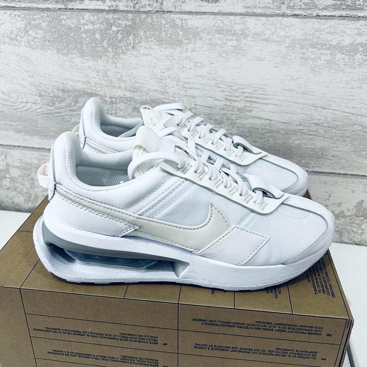 buy ladies nike trainers