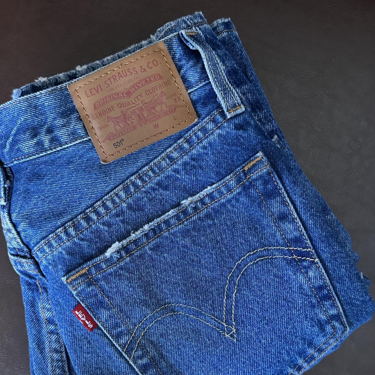 Size 24 levi outlet jeans