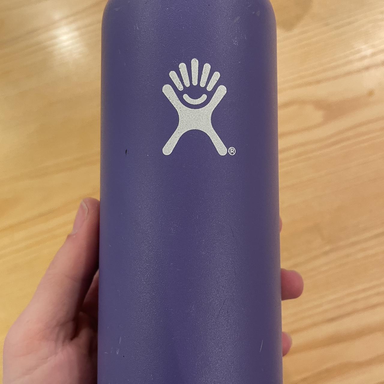 Lavender 24oz Hydro Flask. Still has original - Depop