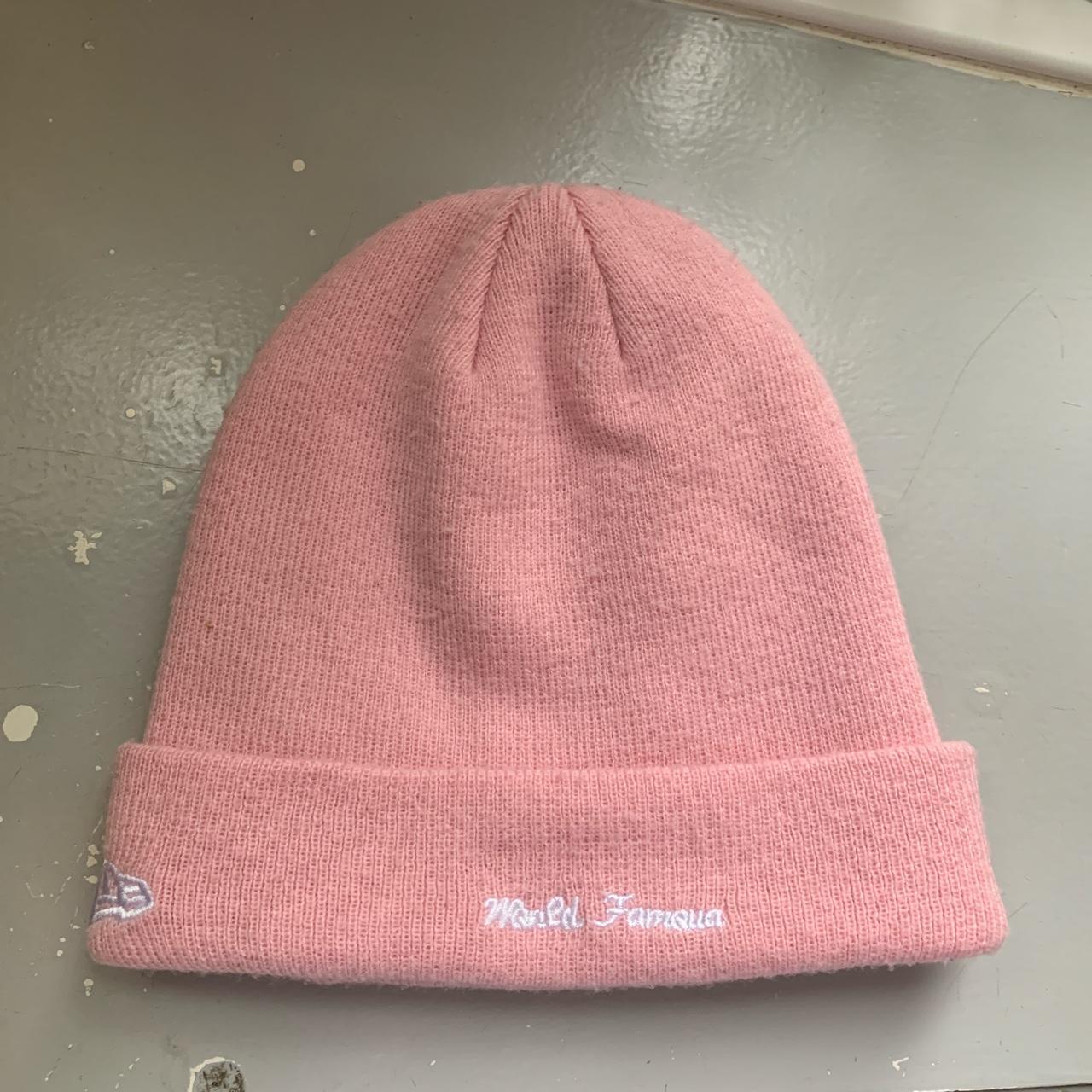 Super dope red Supreme beanie with metal - Depop