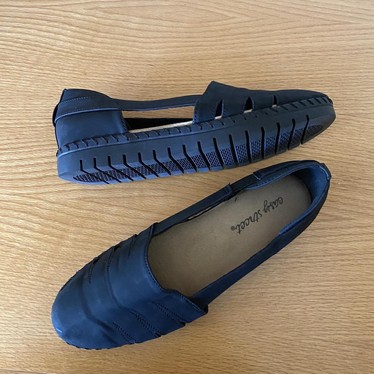 Womens Black Slip on platform flats Womens 9 Worn... Depop