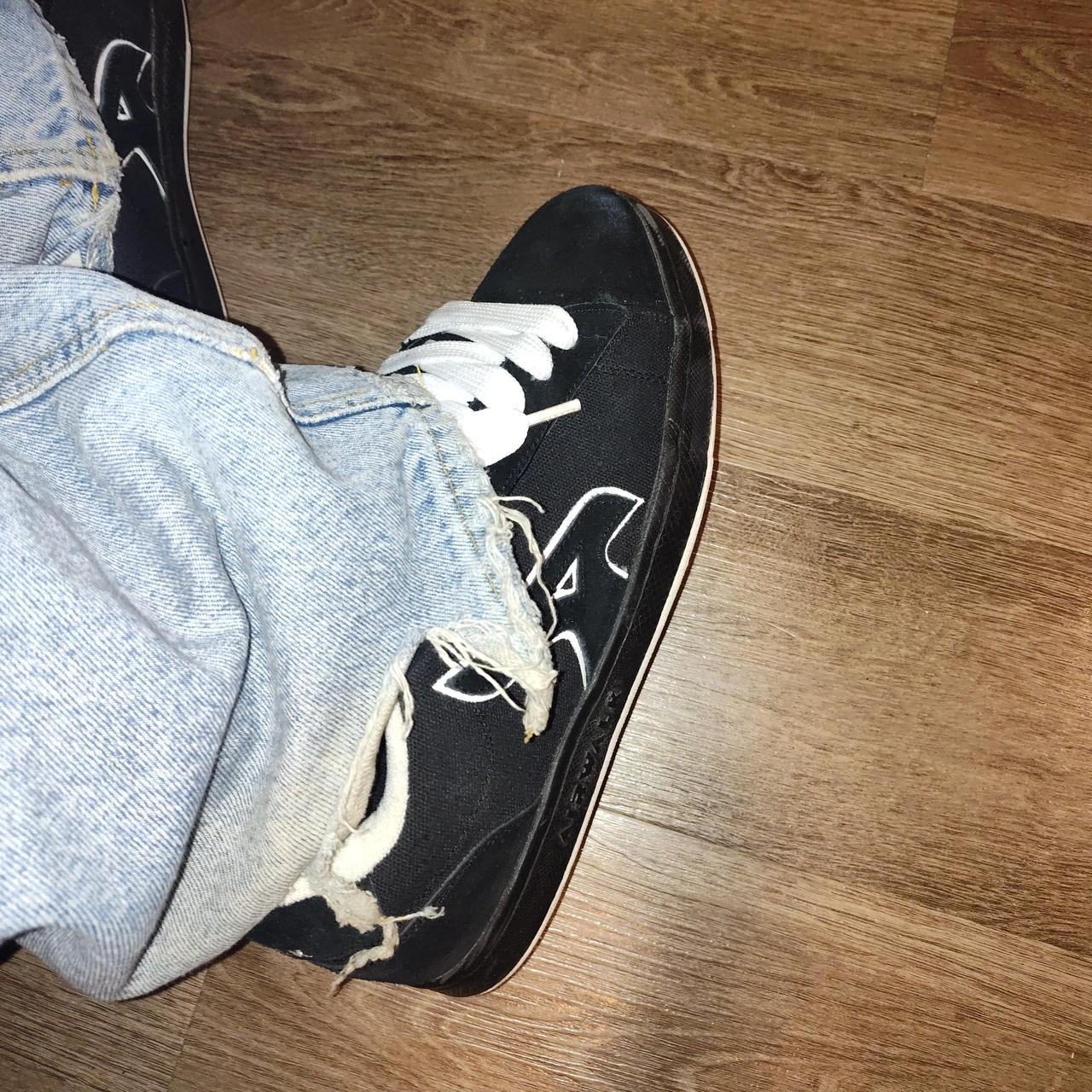 airwalk skate trainers
