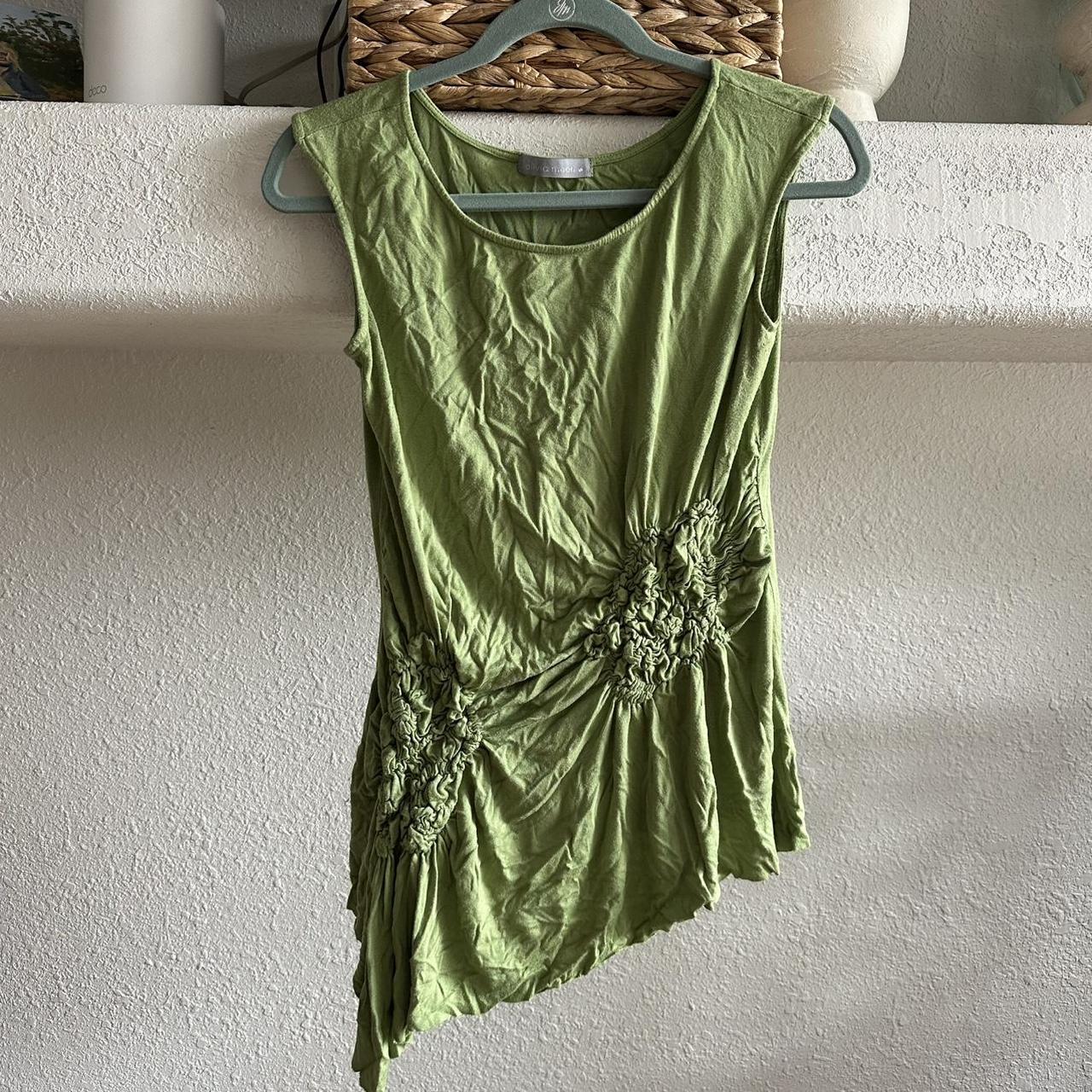 item listed by oh_my_starsss