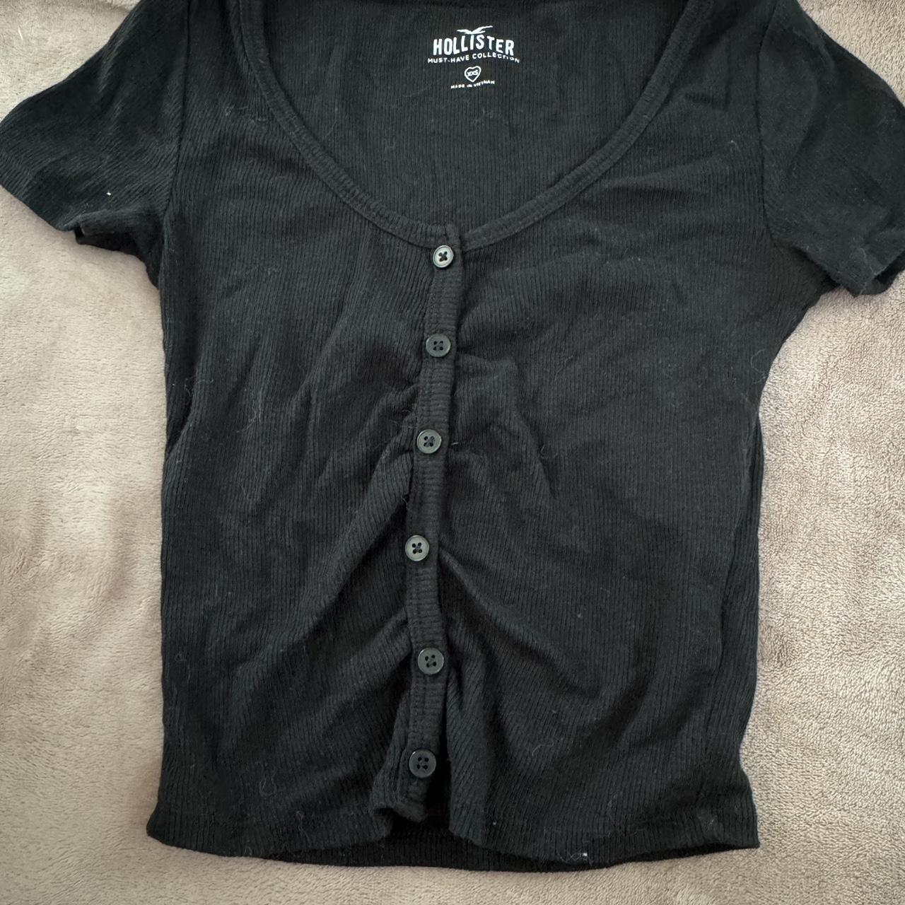 Hollister xxs button front shirt Dog loving home