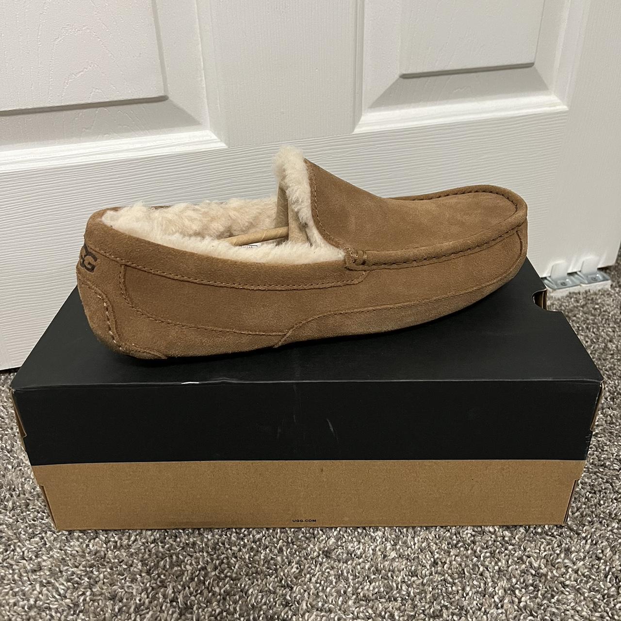 UGG Men's Slippers Depop