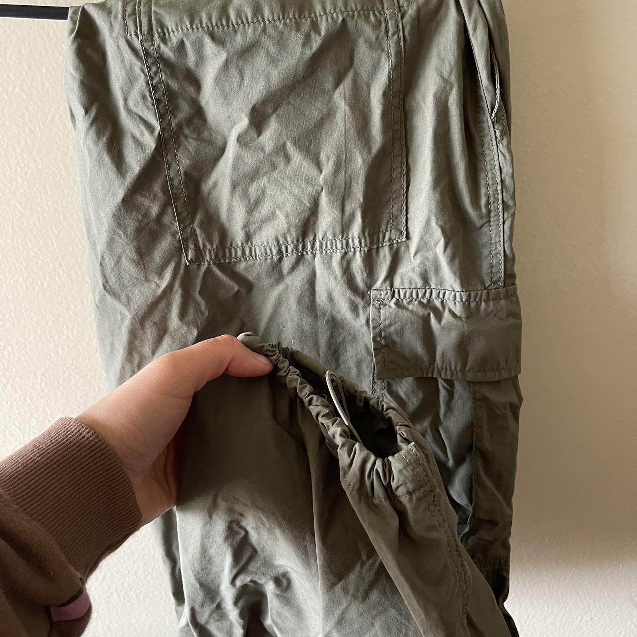 Navy green cargo pants, adjustable tapped bottoms - Depop