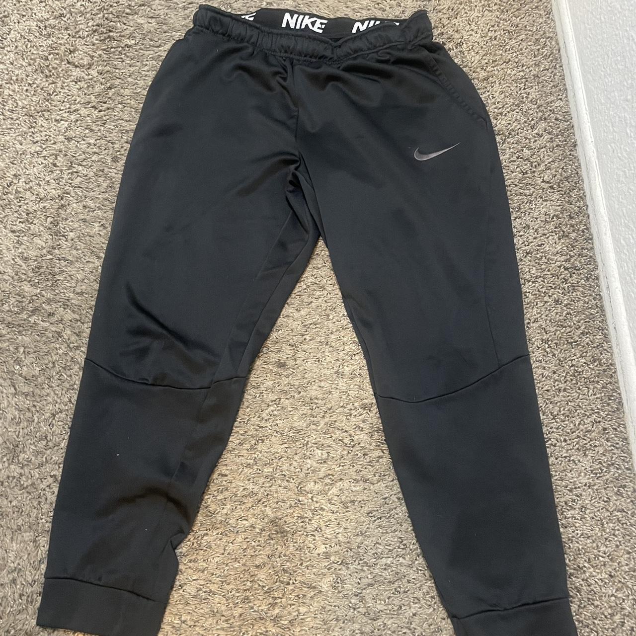 Nike pro sweatpants Large Black - Depop