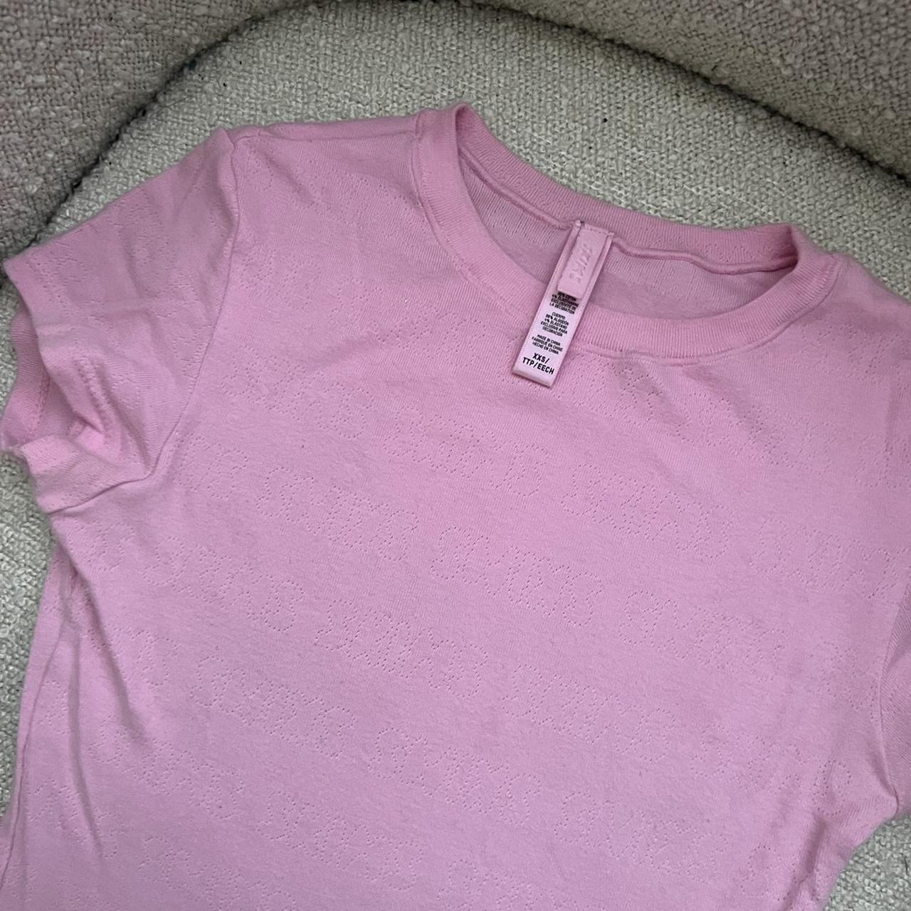 Skims Women's Pink T-shirt | Depop