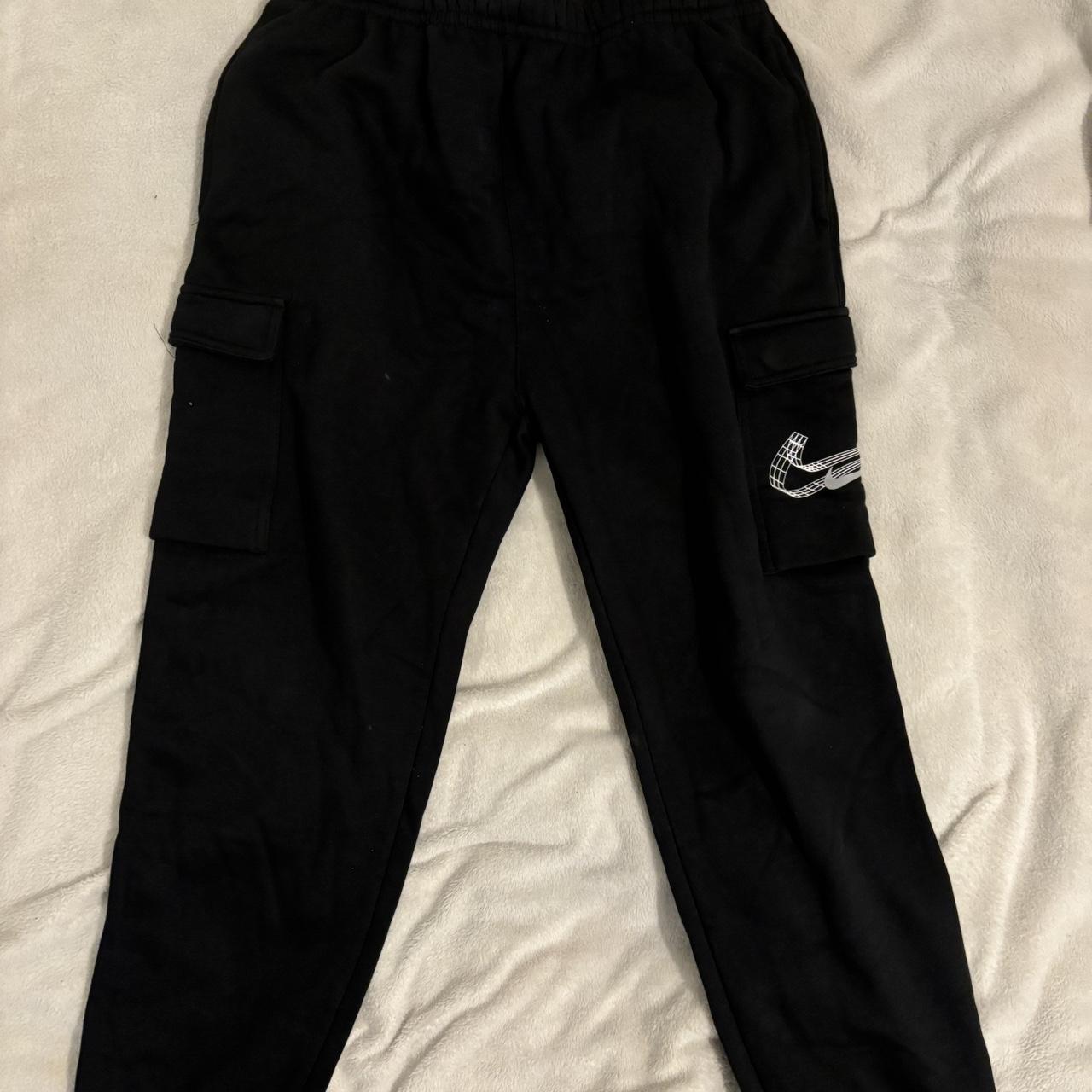 mens nike cargos