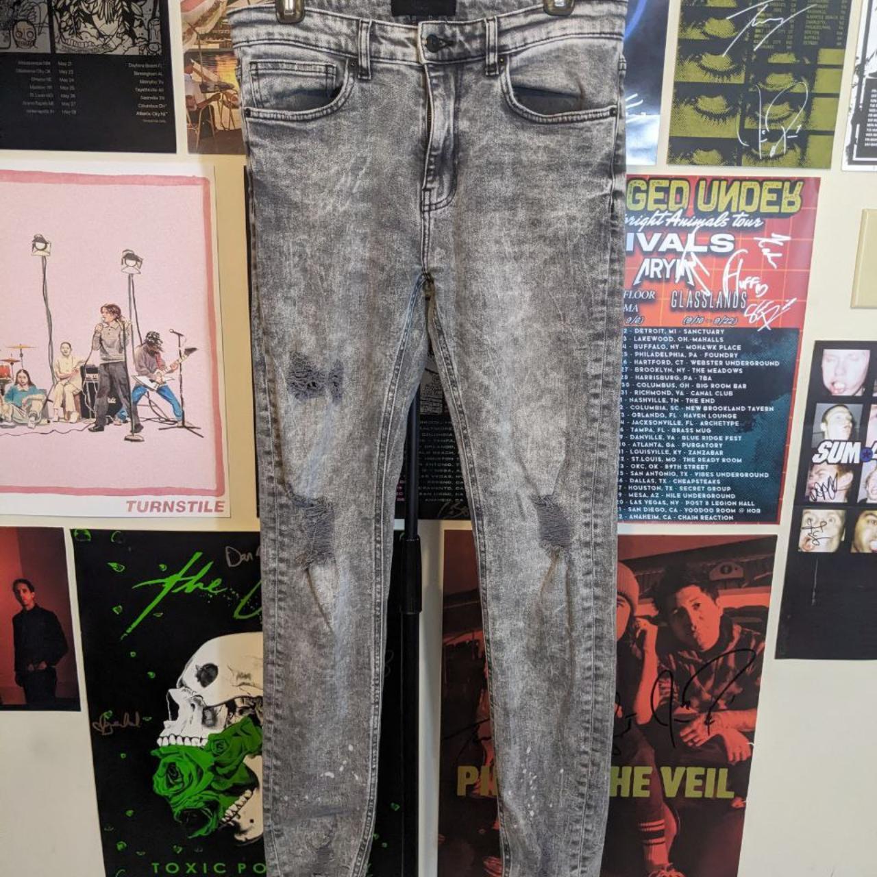 Forever 21 Men's ripped skinny jeans 31 - Depop