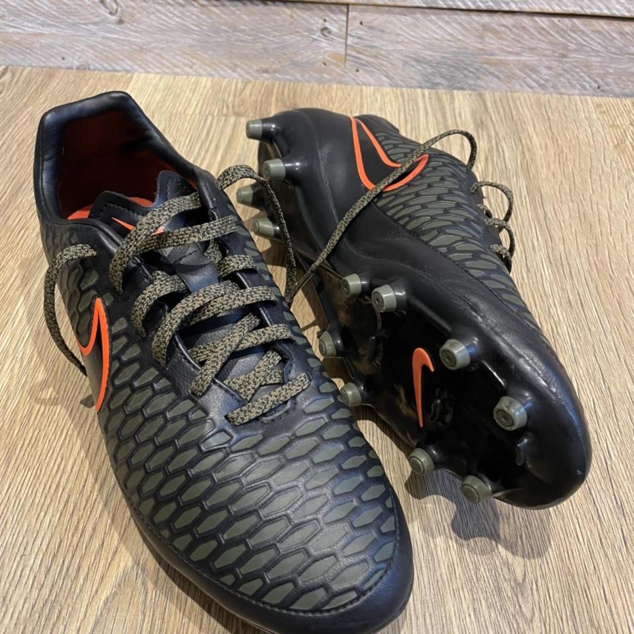 magista size 8
