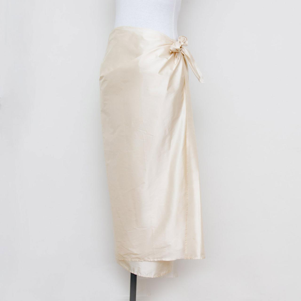 Max Mara Women's White and Cream Skirt
