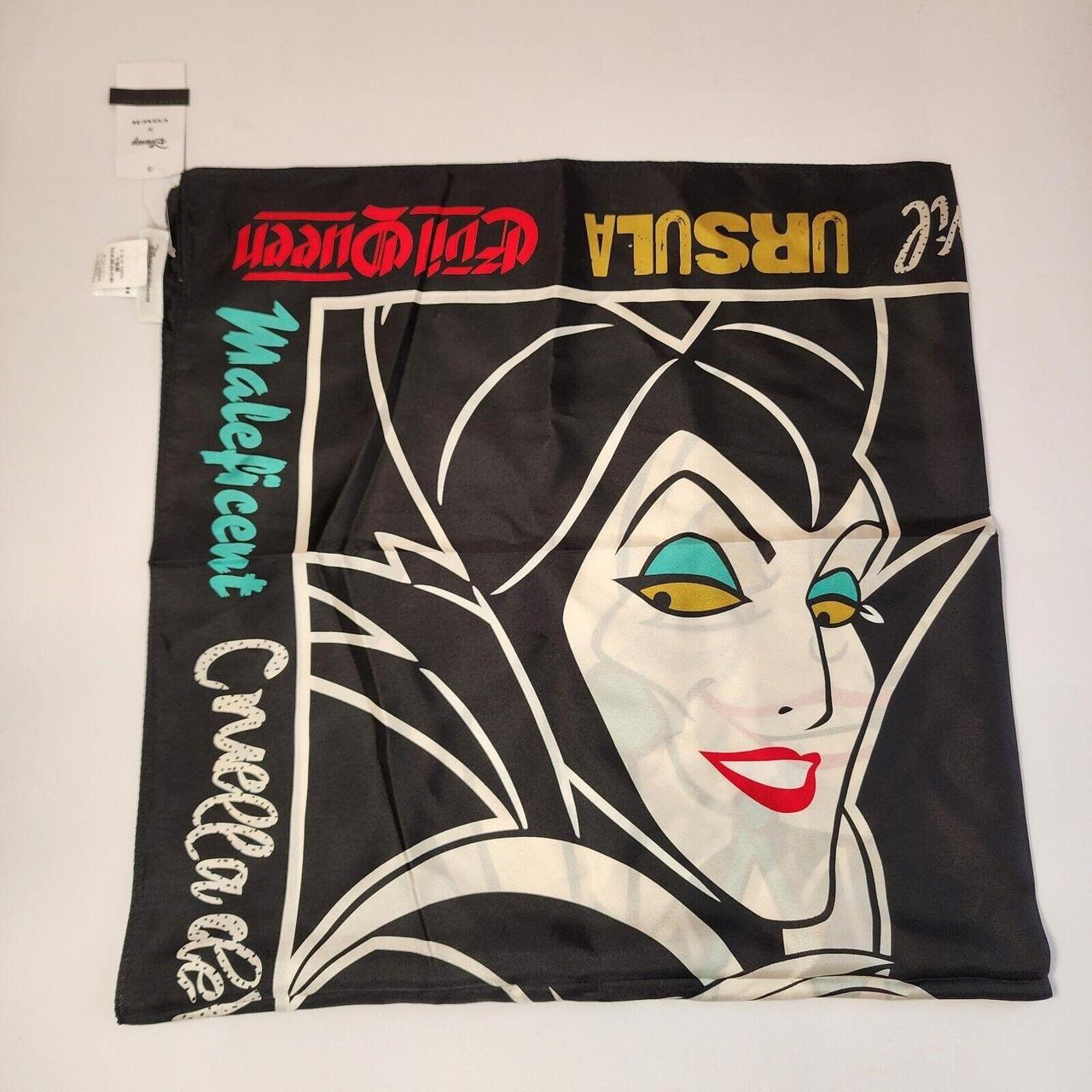 Coach Disney X Coach Signature Villains hot Print Silk Diamond Scarf