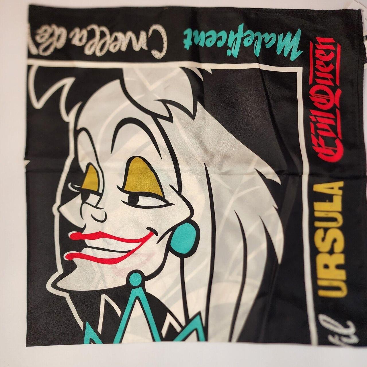 Coach X Disney top Villains Print Silk Diamond Scarf