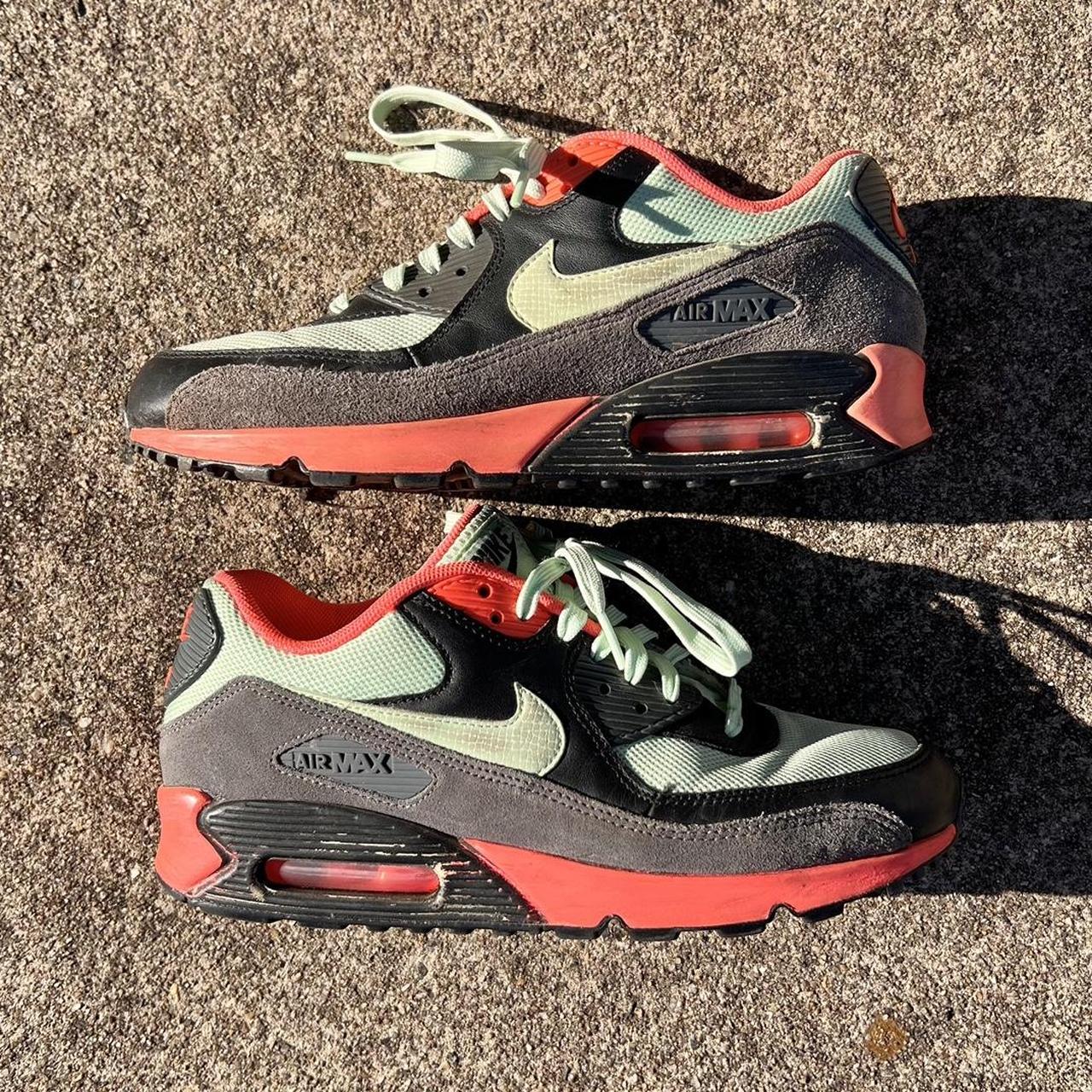 Air max outlet 90 vapor green