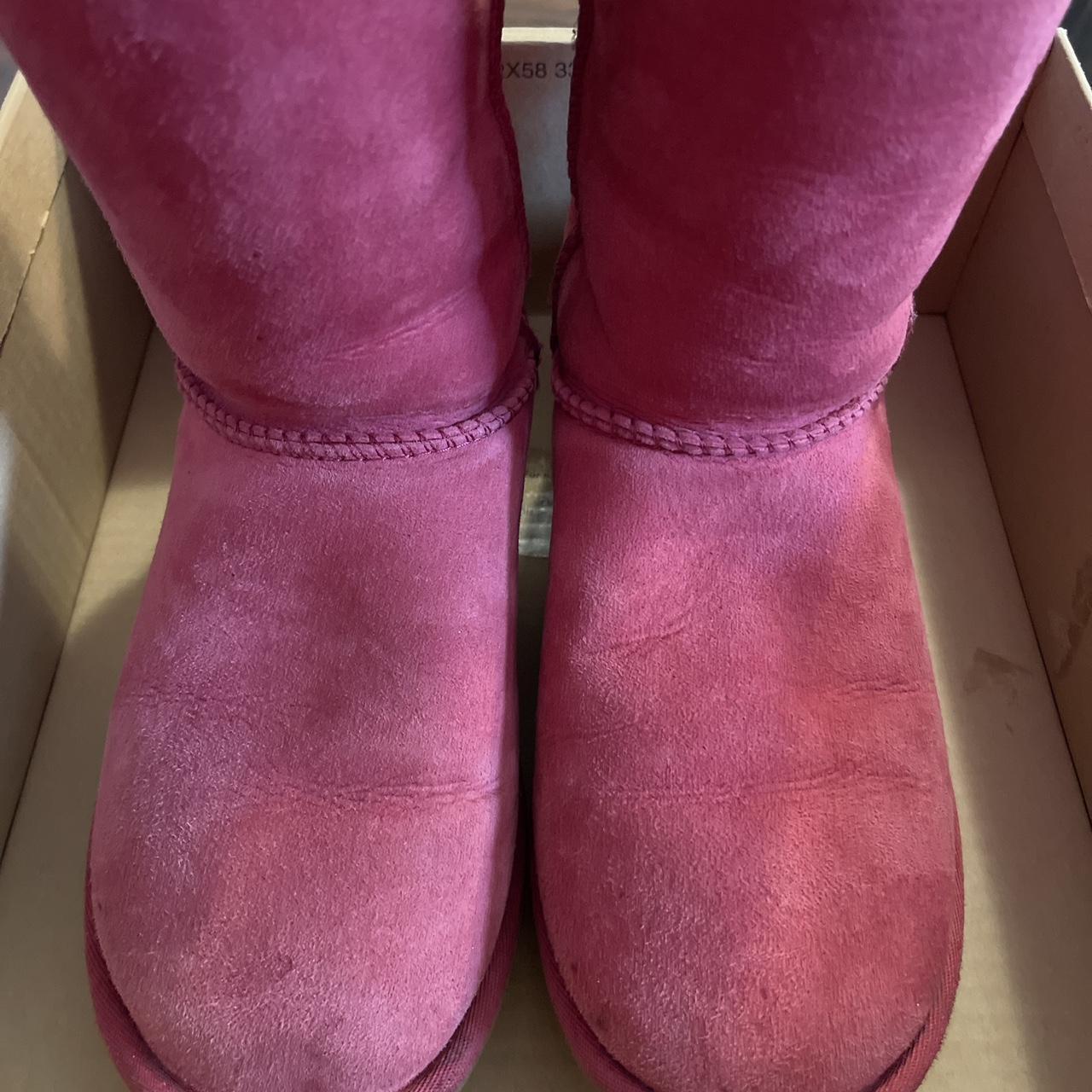 Womens SOLID COLOR uggs 65$ Variety of sizes Womens - Depop