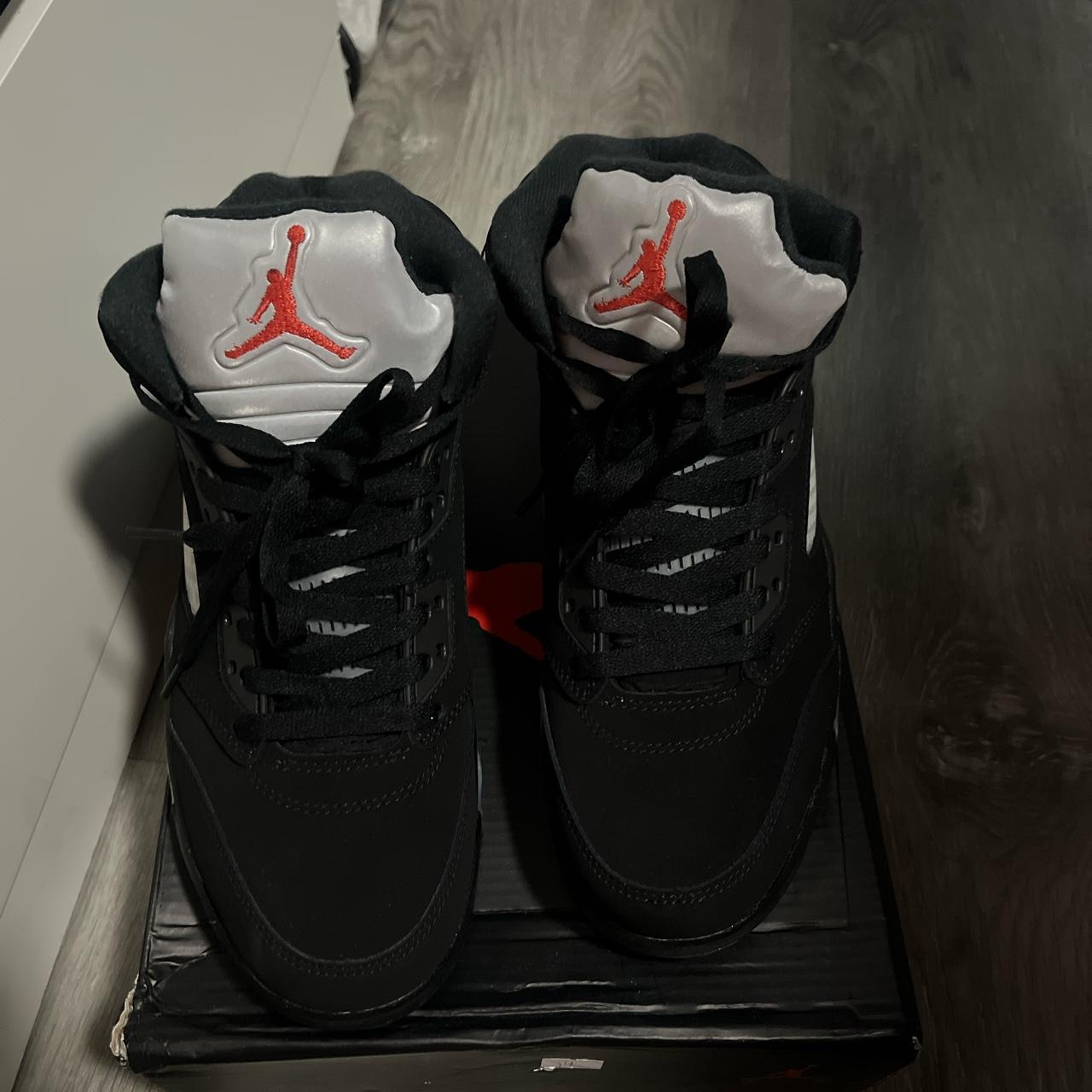 size 9.5 mens jordans
