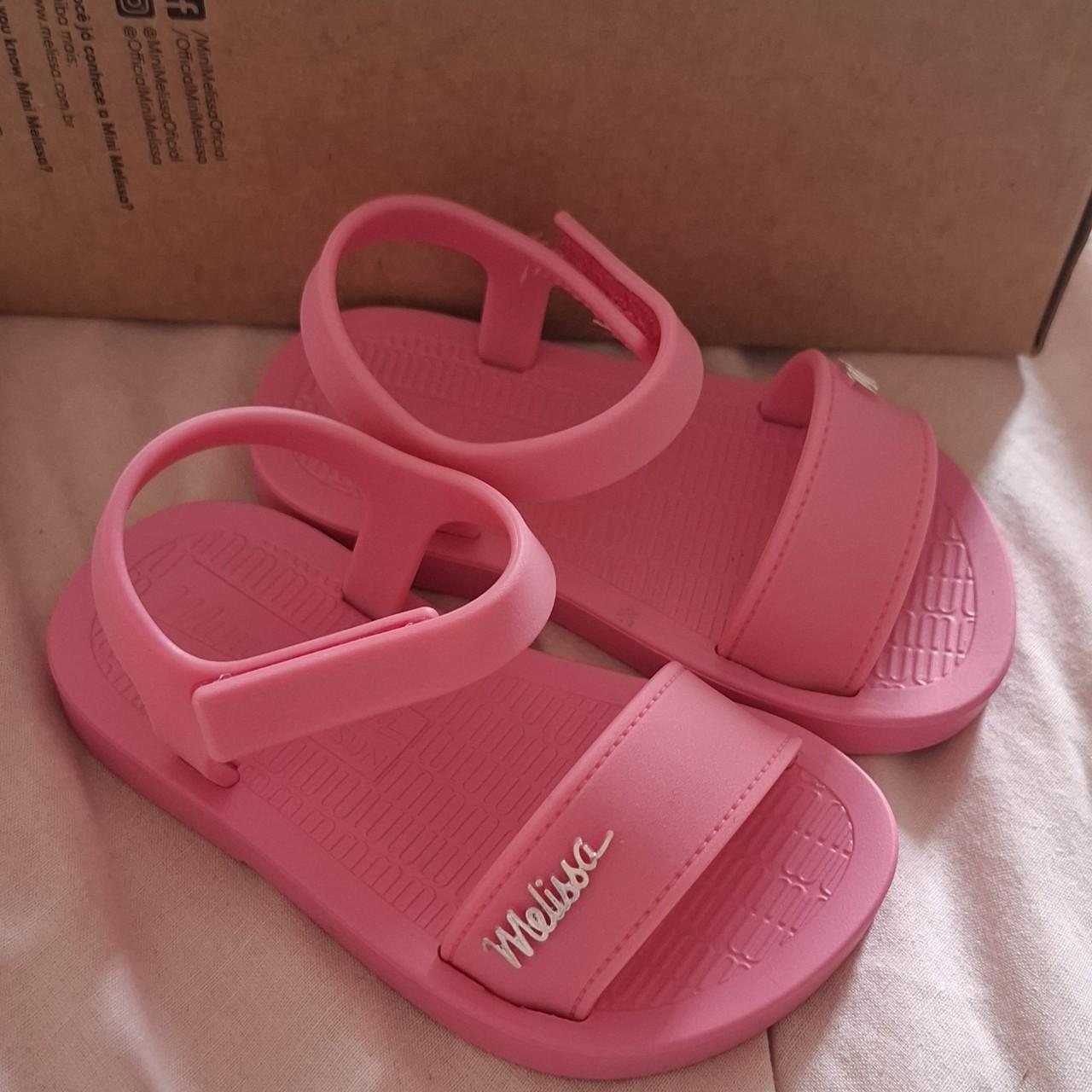 Mini melissa baby shoes deals