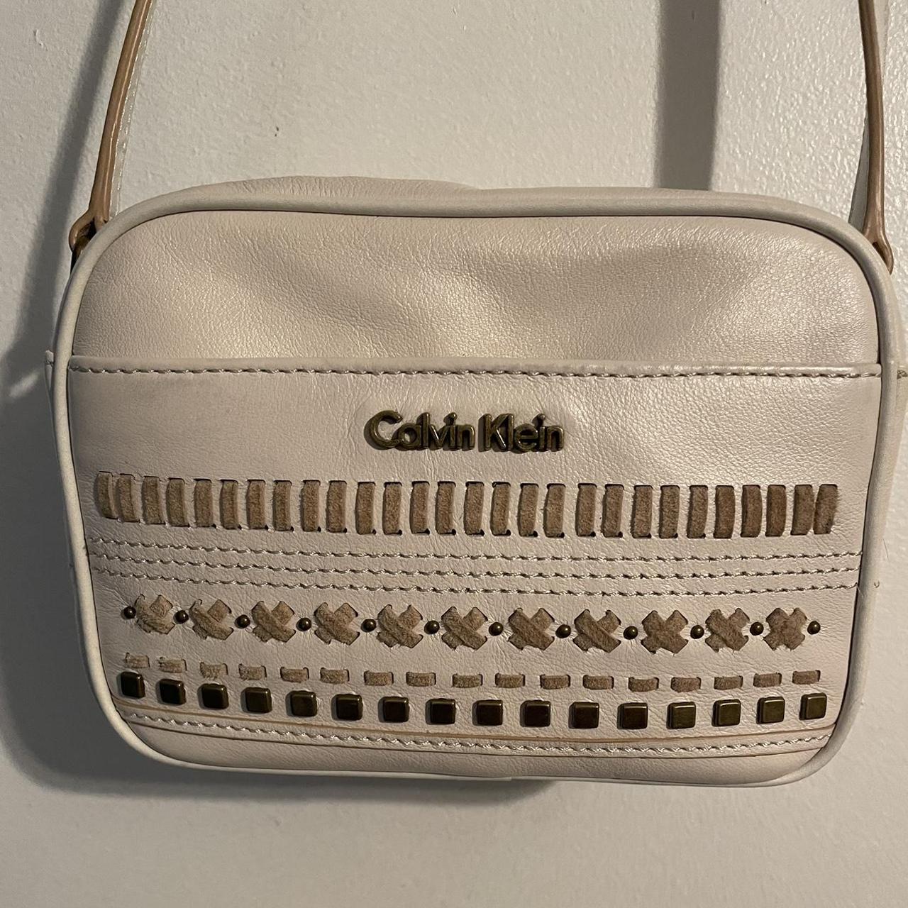 Pre-owned Calvin Klein Handbag In Beige