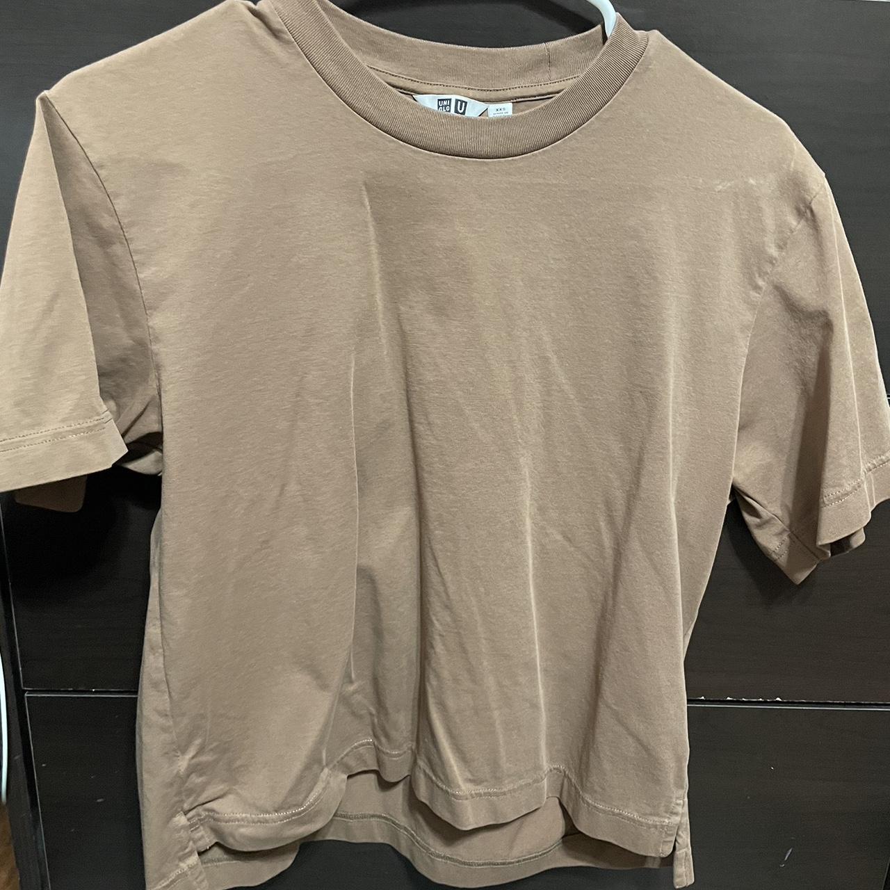 UNIQLO Women's Brown T-shirt | Depop