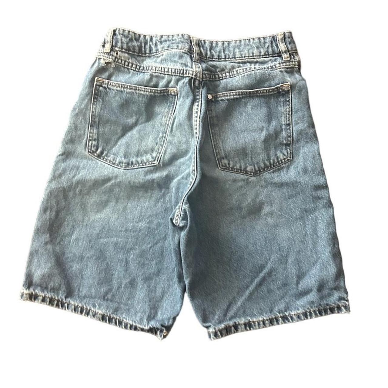 Normal pair of jorts pretty cool send me an offer - Depop