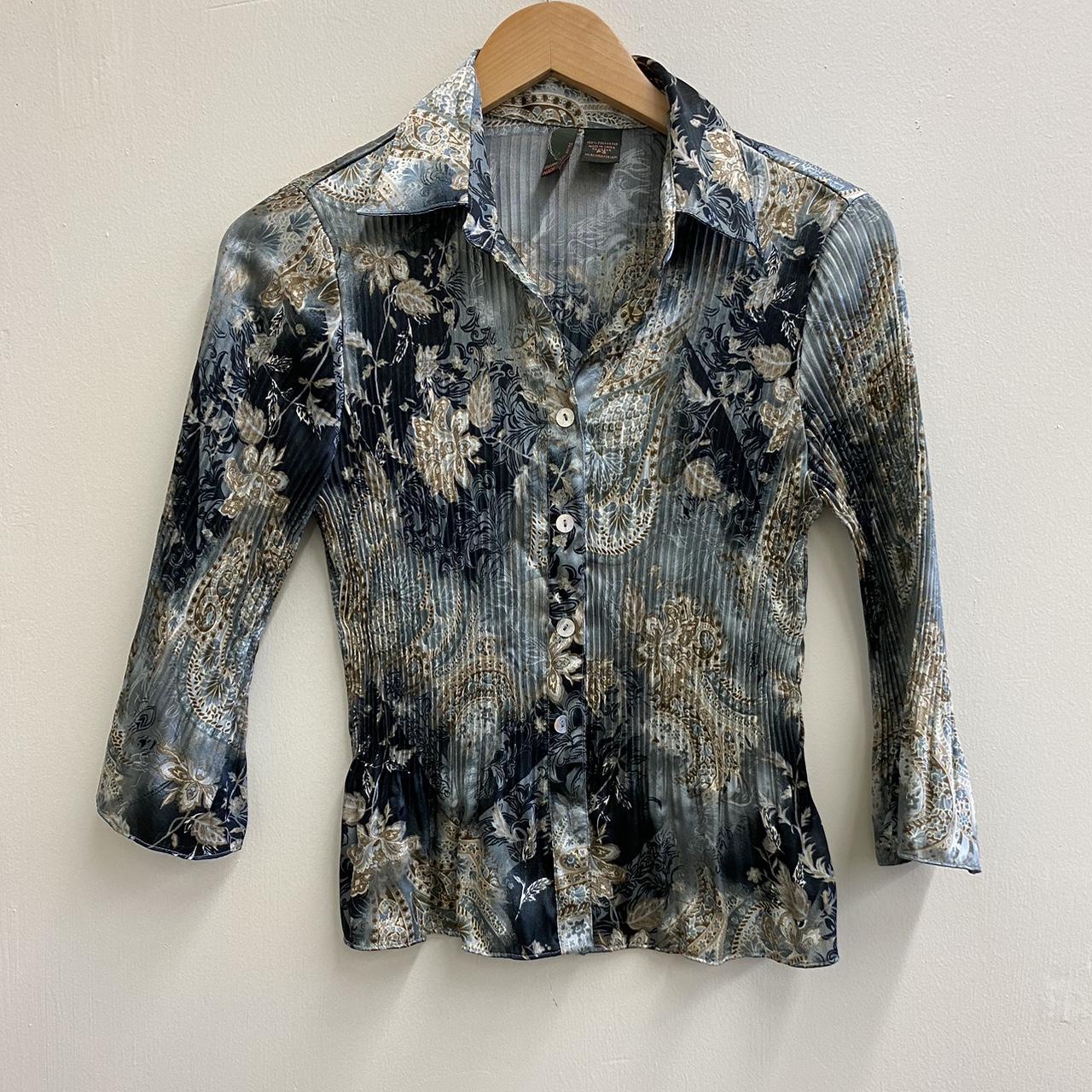 This absolutely beautiful pleated button up top with... - Depop