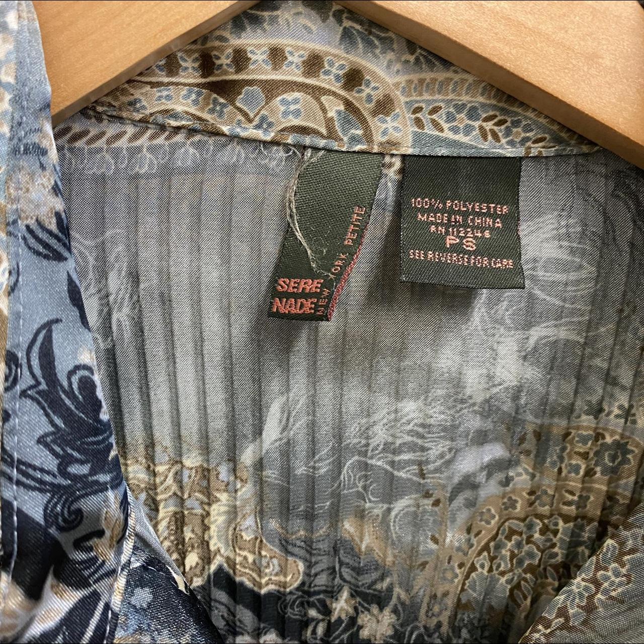 This absolutely beautiful pleated button up top with... - Depop